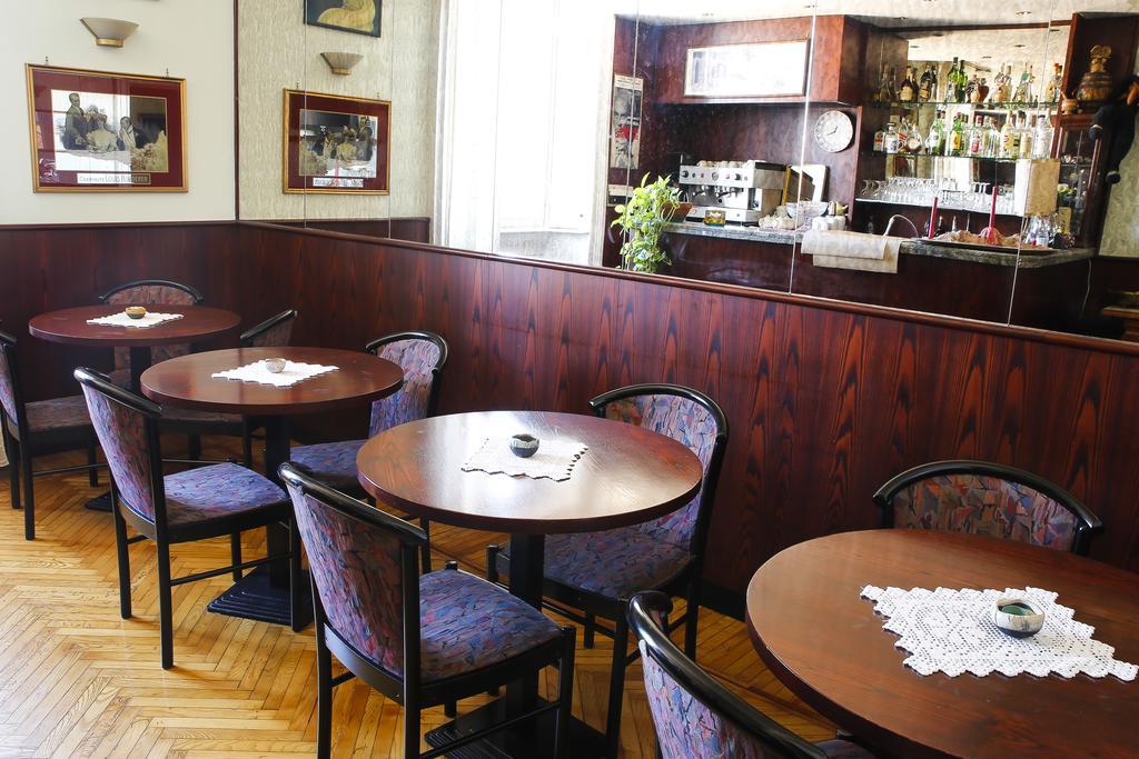 Albergo Garisenda Bologna Esterno foto